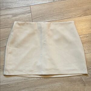 Abercrombie & Fitch Cream Mini Skirt skort size s